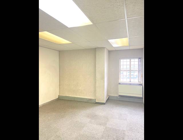 1,098M² WAREHOUSE TO LET IN PAULSHOF
